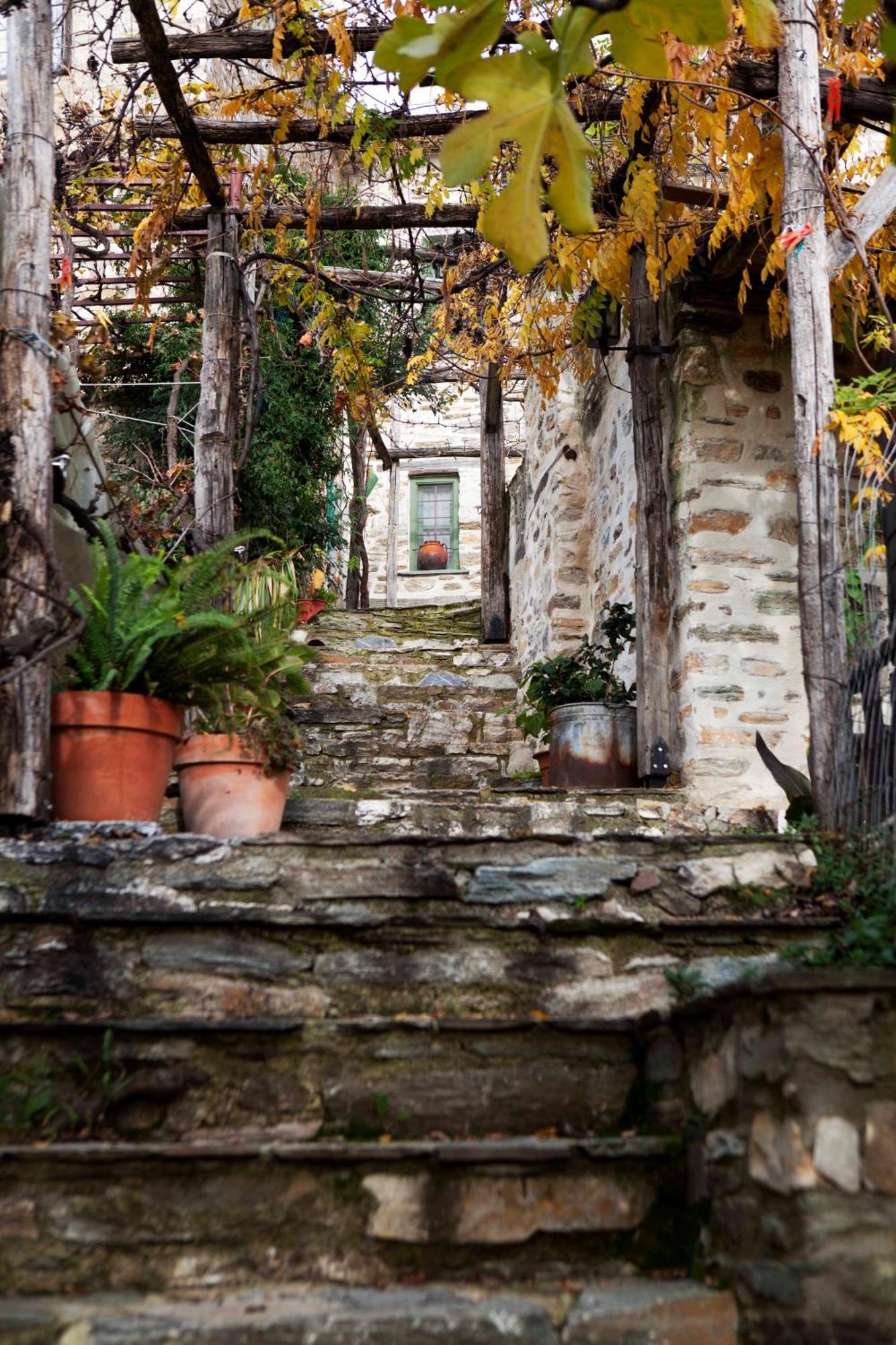 Efipoi Apartamento Pinakátai Exterior foto