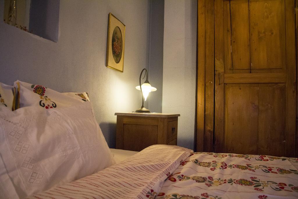 Efipoi Apartamento Pinakátai Exterior foto