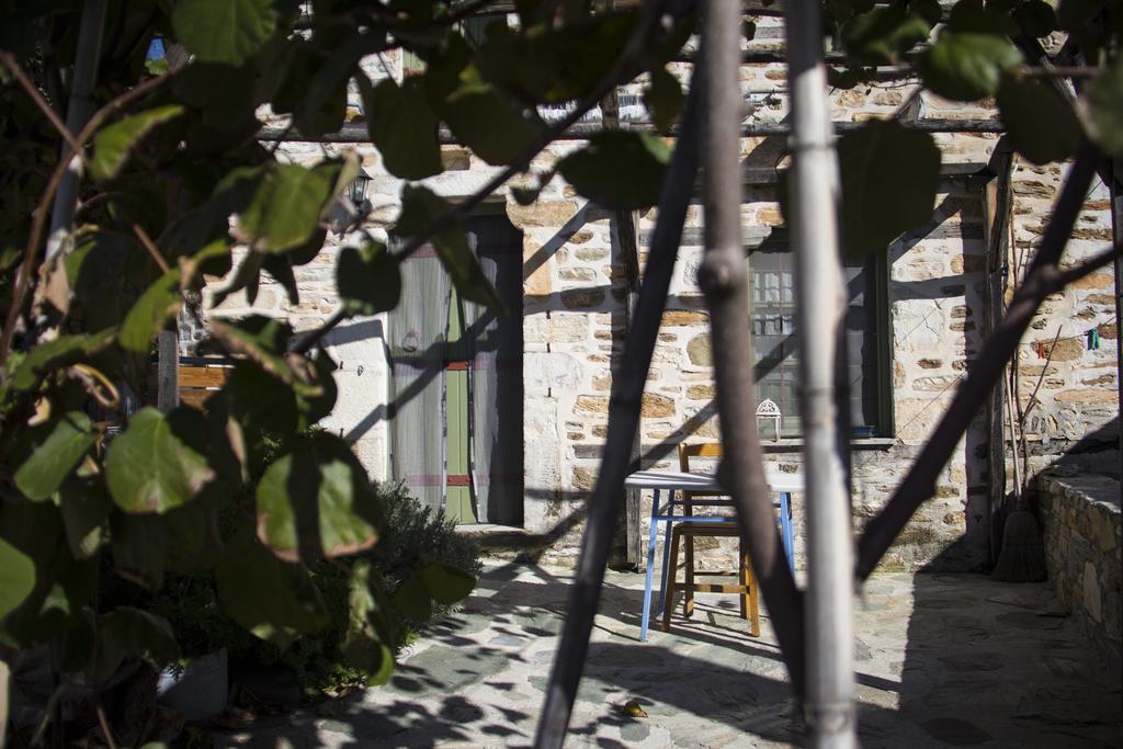 Efipoi Apartamento Pinakátai Exterior foto