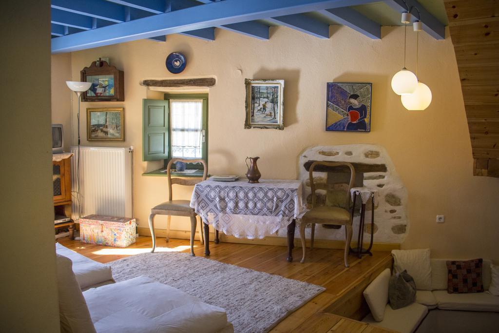 Efipoi Apartamento Pinakátai Exterior foto